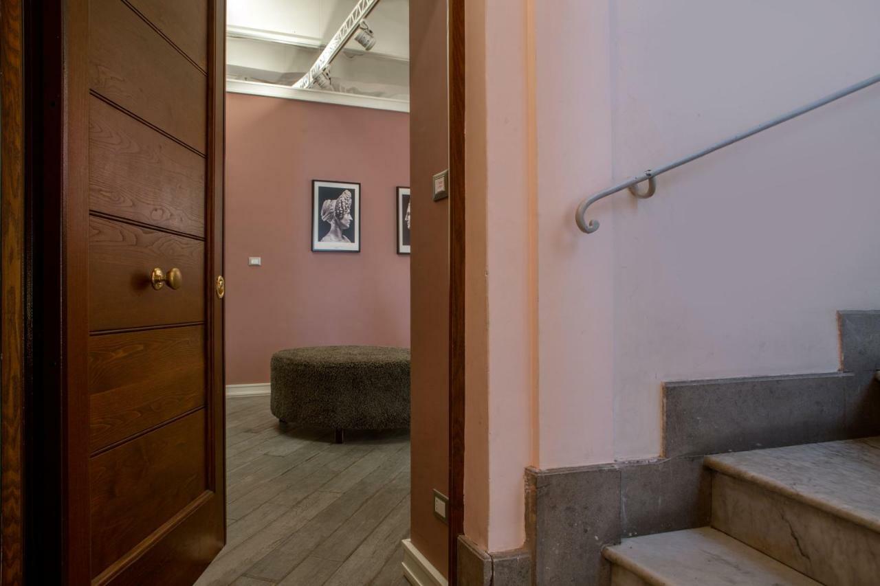 มาย เทรวี ชาร์มิง แอนด์ ลักชัวรี รูม Hotel โรม ภายนอก รูปภาพ